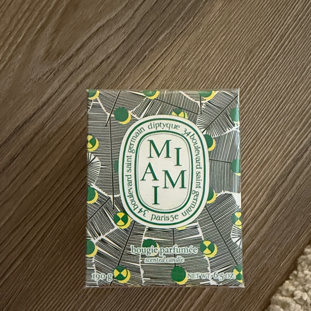 NEW DIptyque Miami city candle